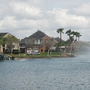 Meet your Posher, Malik